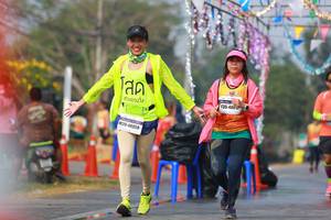 BIB: 480, 48059
                            <button type="button" onclick="openModal(9905455)" class="btn btn-primary btn-sm float-right btn-popup" data-toggle="modal" data-target=".modal-high-quality">
                        <i class="fas fa-shopping-cart"></i> Add to Cart
                    </button>
                                            <button type="button" onclick="isThisMe(9905455, true)" class="btn btn-success btn-sm float-right btn-popup btn-isme hidden" data-toggle="tooltip" data-placement="bottom" title="นี่คือรูปของคุณใช่ไหม คลิกที่นี่เพื่อเอาเข้าอัลบั้ม">
                        <i class="fas fa-plus"></i> Add to album
                    </button>
                    <button type="button" onclick="isThisMe(9905455, false)" class="btn btn-warning btn-sm float-right btn-popup btn-isnotme hidden">
                        <i class="fas fa-ban"></i> Remove from album
                    </button>